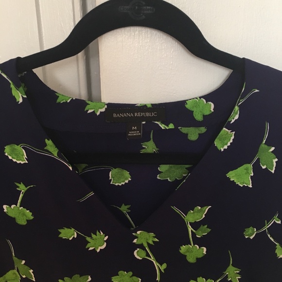 Banana Republic floral peplum top - Picture 2 of 3